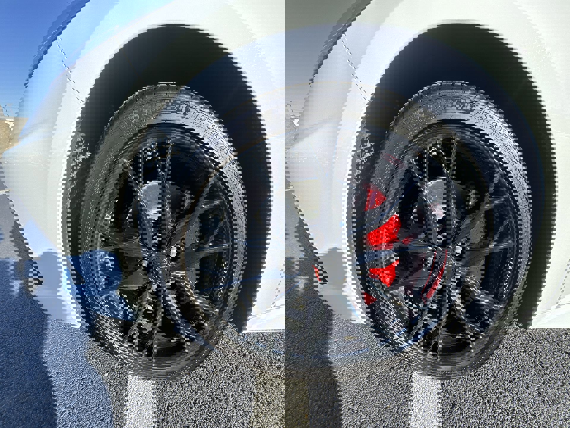 Used 2025 Chevrolet Corvette Stingray Coupe w/ 1LT image 10