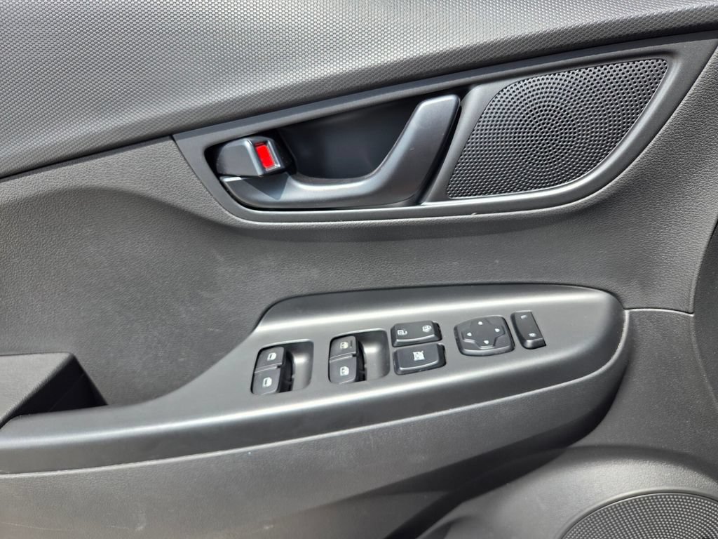 Used 2022 Hyundai Kona N Line FWD image 23