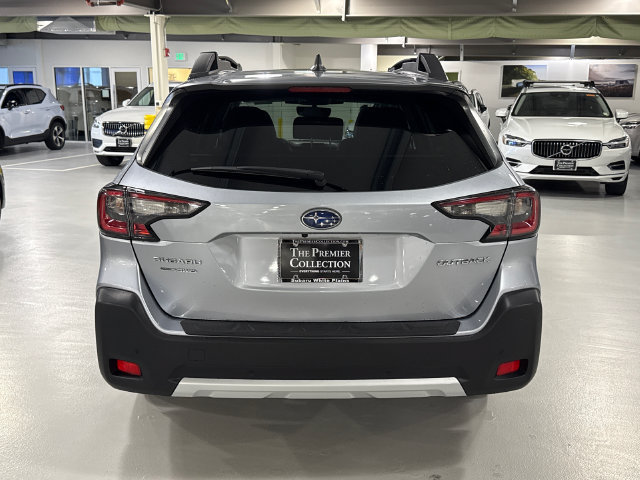 Certified 2023 Subaru Outback Limited AWD/4WD image 3