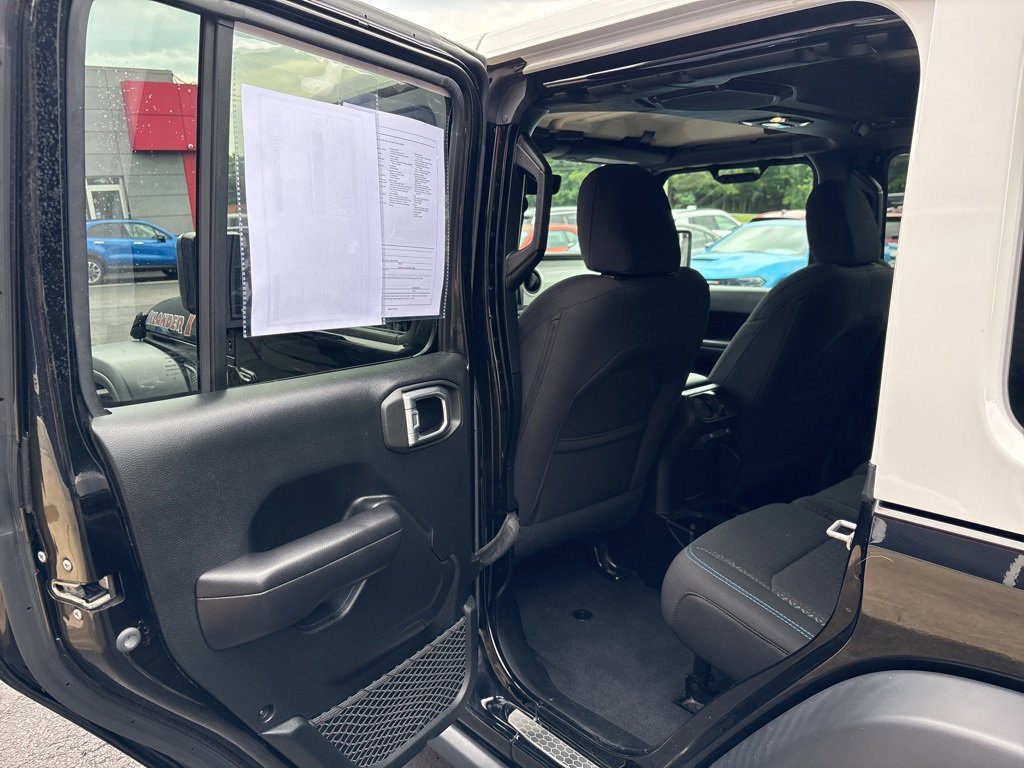 Used 2021 Jeep Wrangler Unlimited Islander image 41