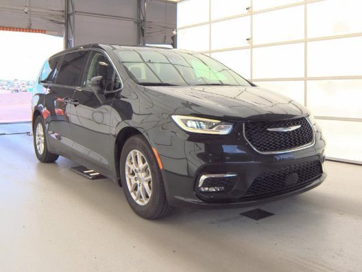 Used 2023 Chrysler Pacifica Touring-L image 3