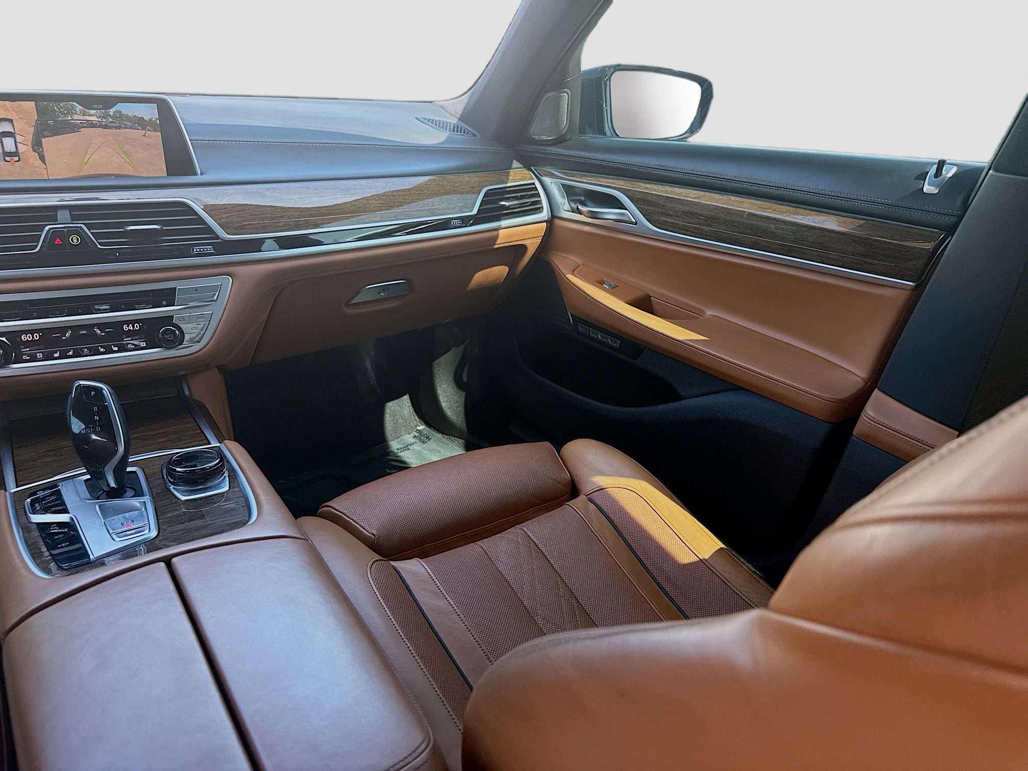 Used 2018 BMW 750i RWD image 22