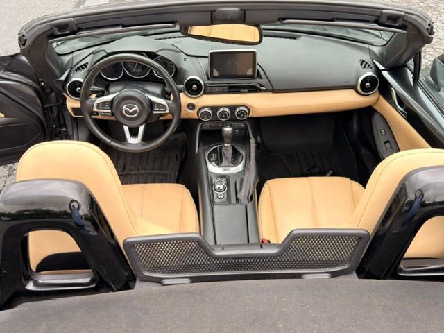 Used 2016 MAZDA MX-5 Miata Grand Touring RWD image 4
