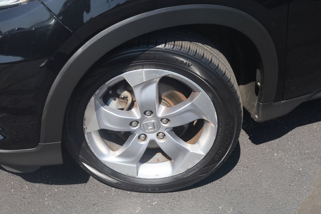 Used 2021 Honda HR-V LX image 8