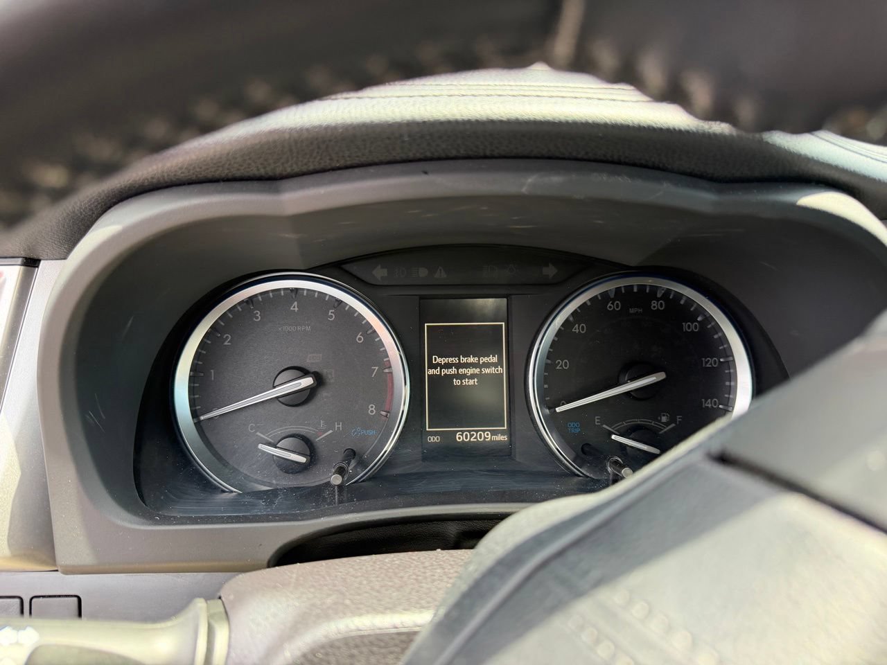 Used 2019 Toyota Highlander XLE AWD/4WD image 5