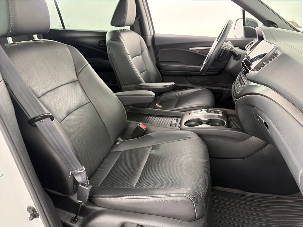 Used 2022 Honda Passport EX-L image 29