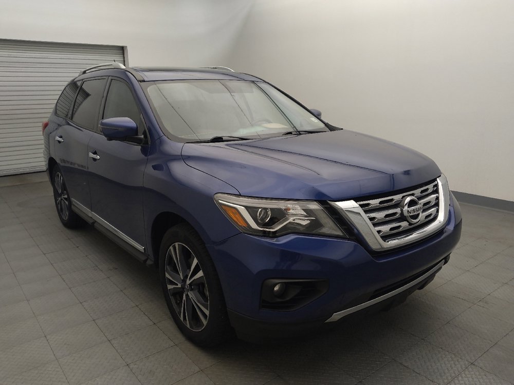 Used 2017 Nissan Pathfinder Platinum image 13