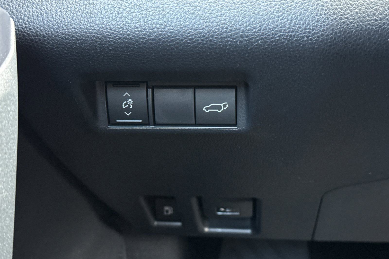 New 2026 Toyota RAV4 AWD Plug-in Hybrid image 30