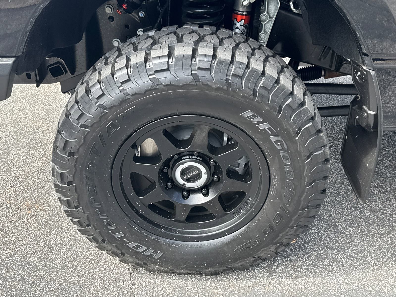 New 2026 Ford F250 Lariat w/ Black Appearance Package image 12