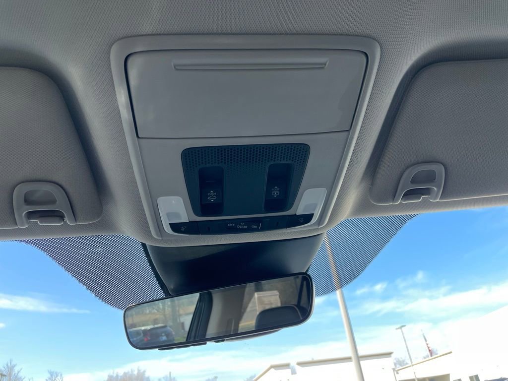 Certified 2025 Honda Pilot Elite image 17