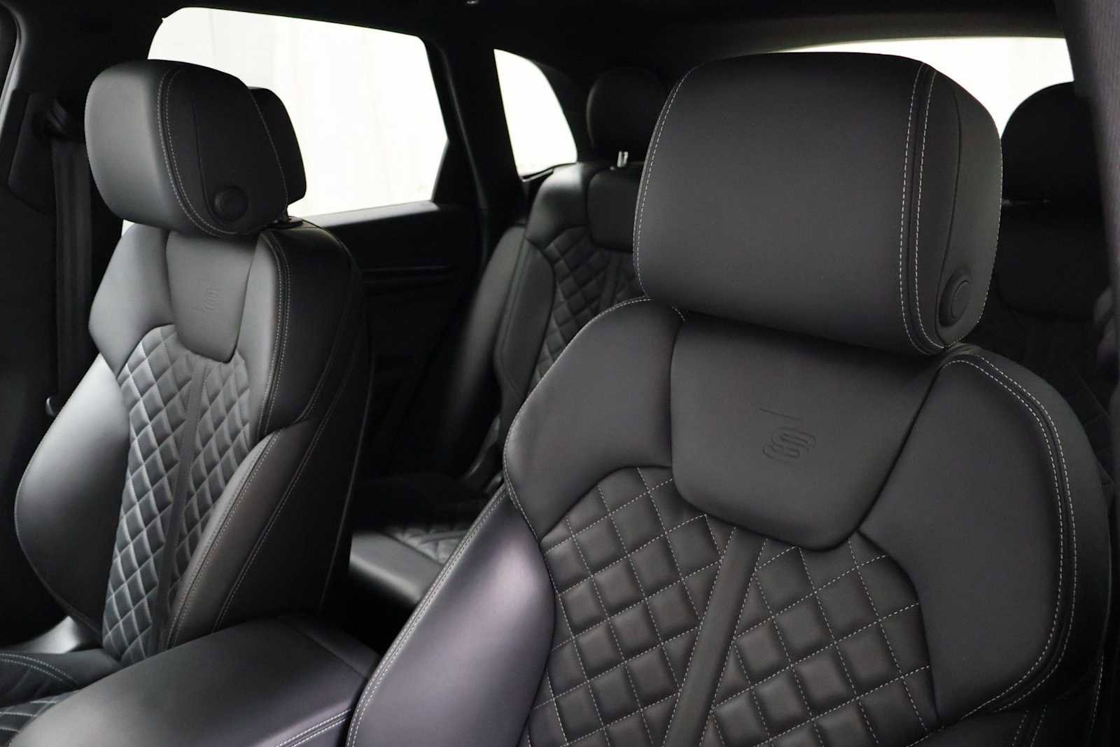 Used 2023 Audi SQ5 Prestige w/ Prestige Package AWD/4WD image 18