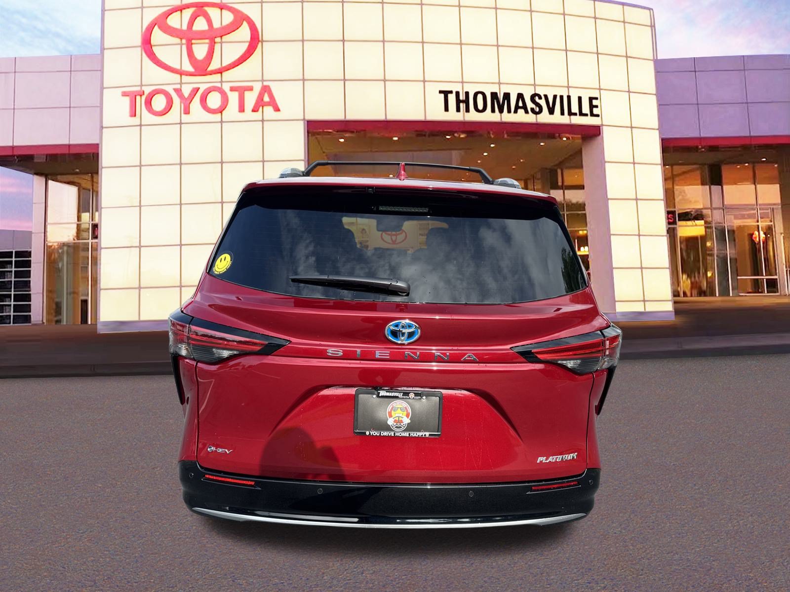 New 2025 Toyota Sienna Platinum FWD image 6