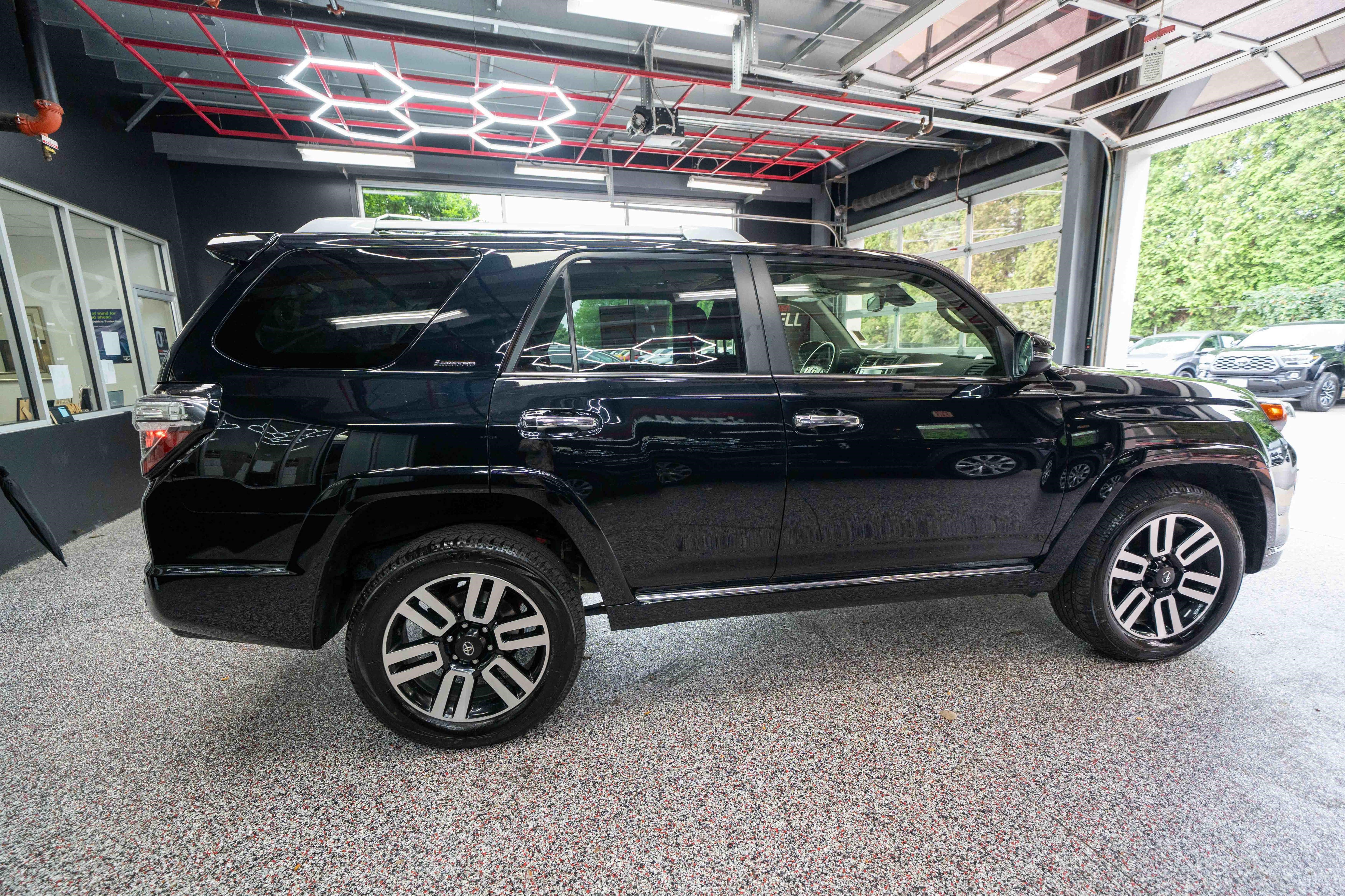 Certified 2023 Toyota 4Runner Limited AWD/4WD image 5