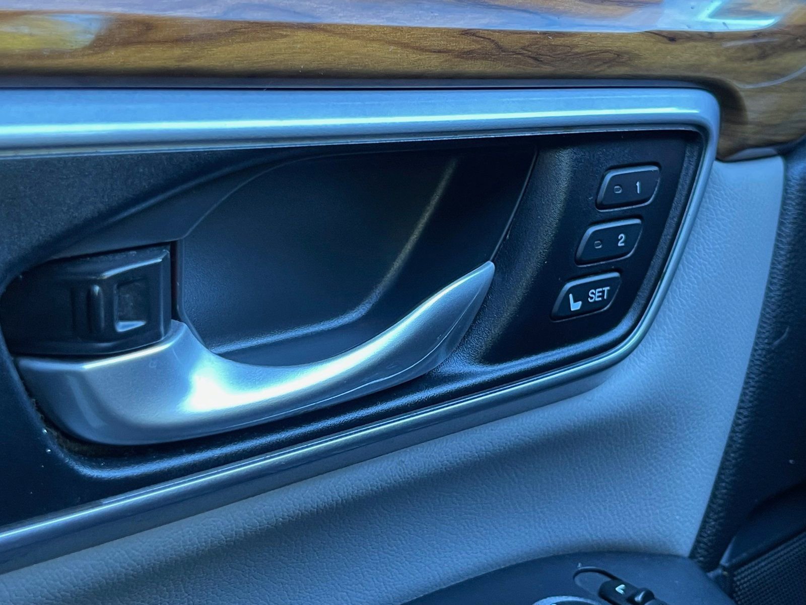 Used 2017 Honda CR-V EX-L image 48