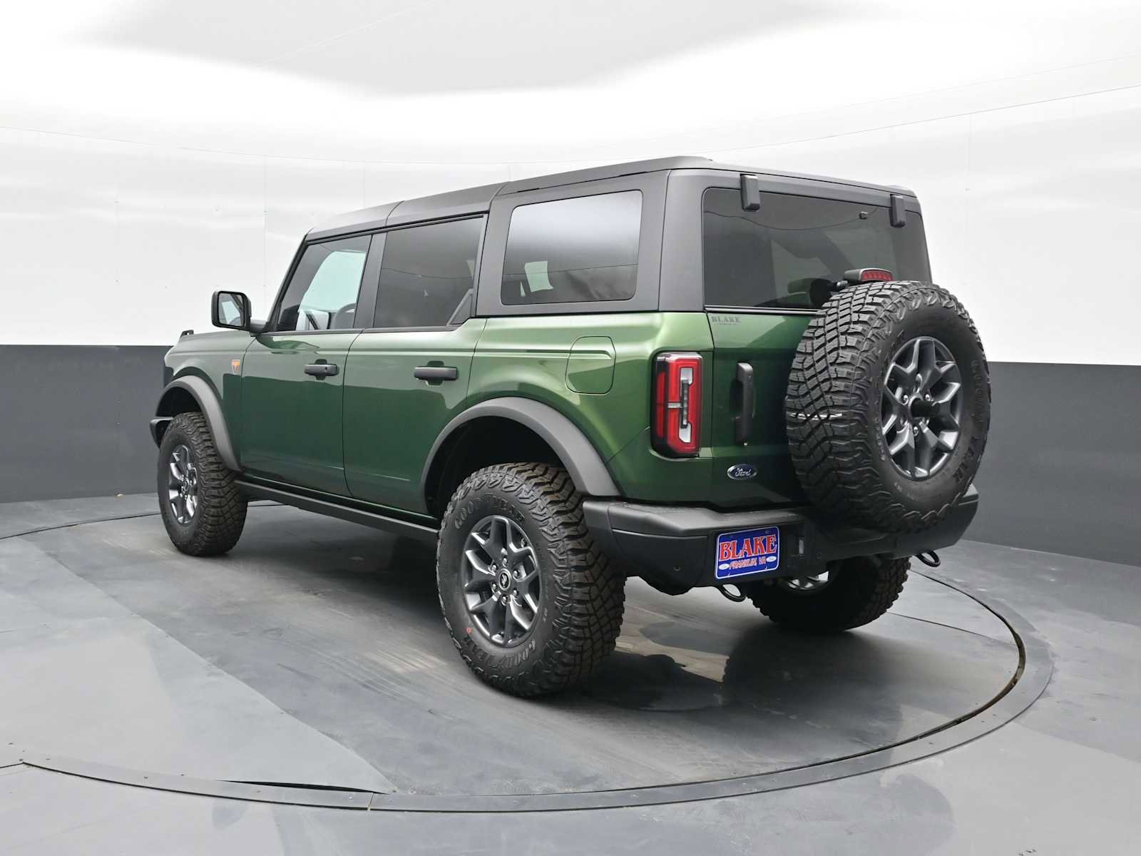 New 2025 Ford Bronco Badlands image 6