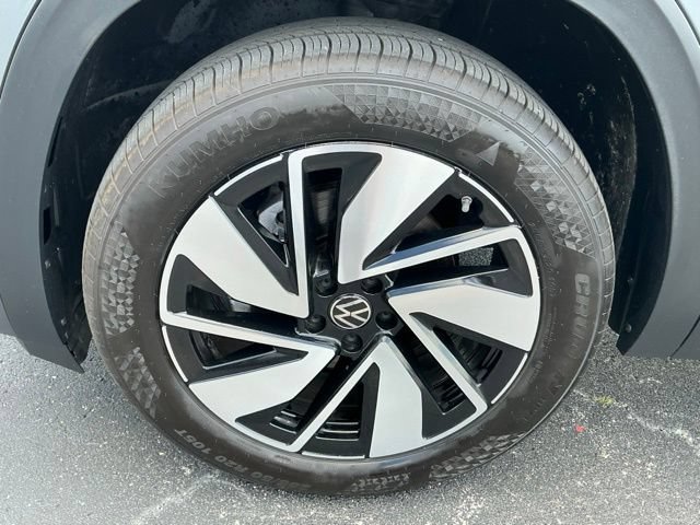 Certified 2025 Volkswagen Atlas SEL AWD/4WD image 9