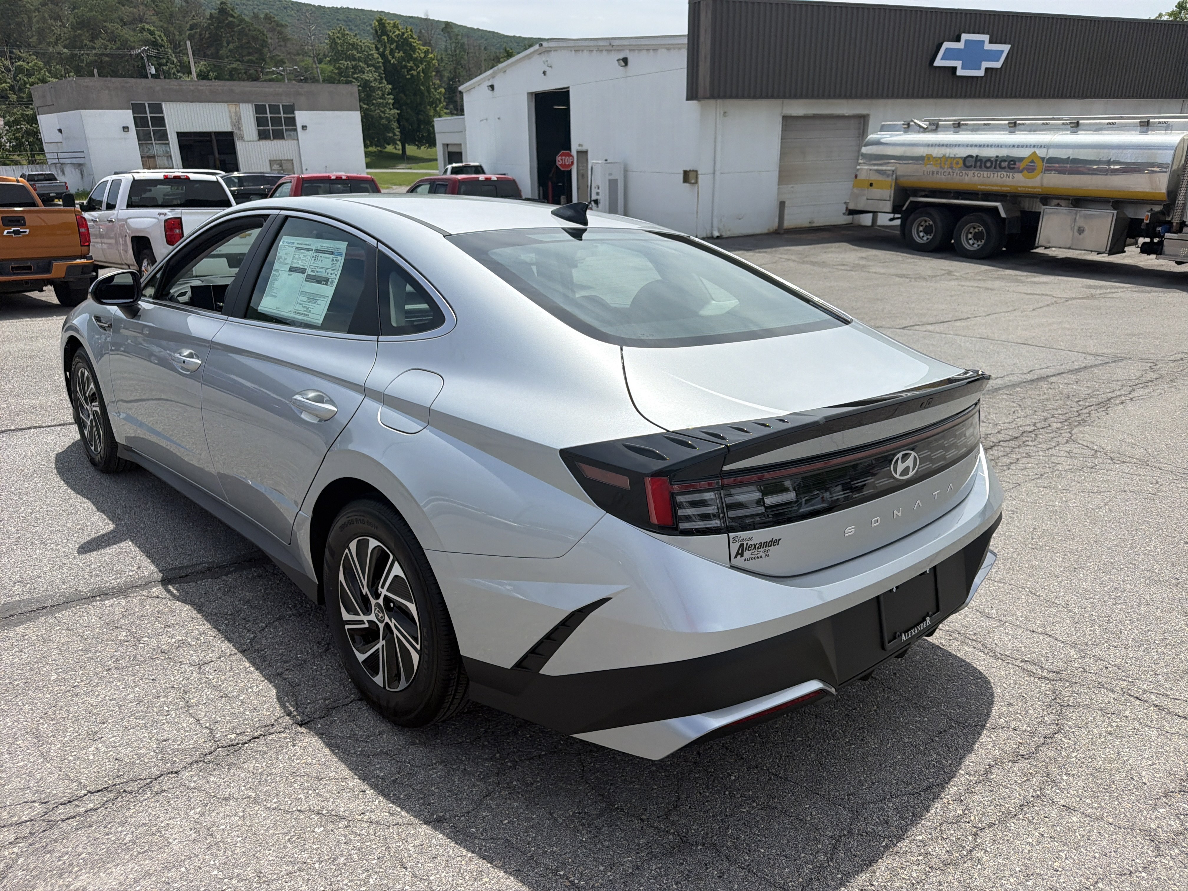 New 2026 Hyundai Sonata Blue FWD image 6