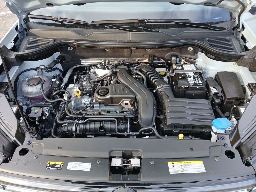 New 2026 Volkswagen Taos SEL AWD/4WD image 22