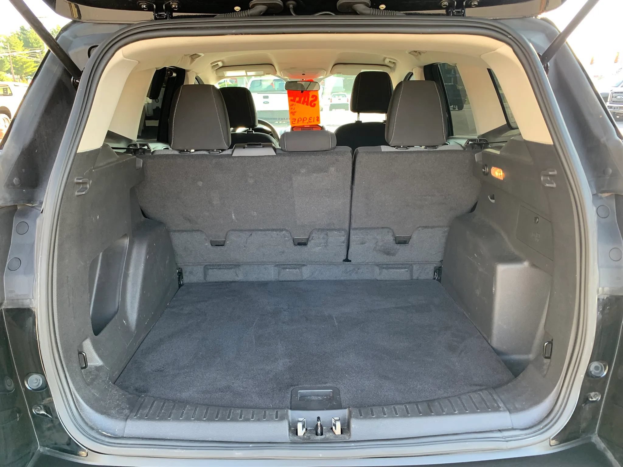 Used 2017 Ford Escape SE AWD/4WD image 31