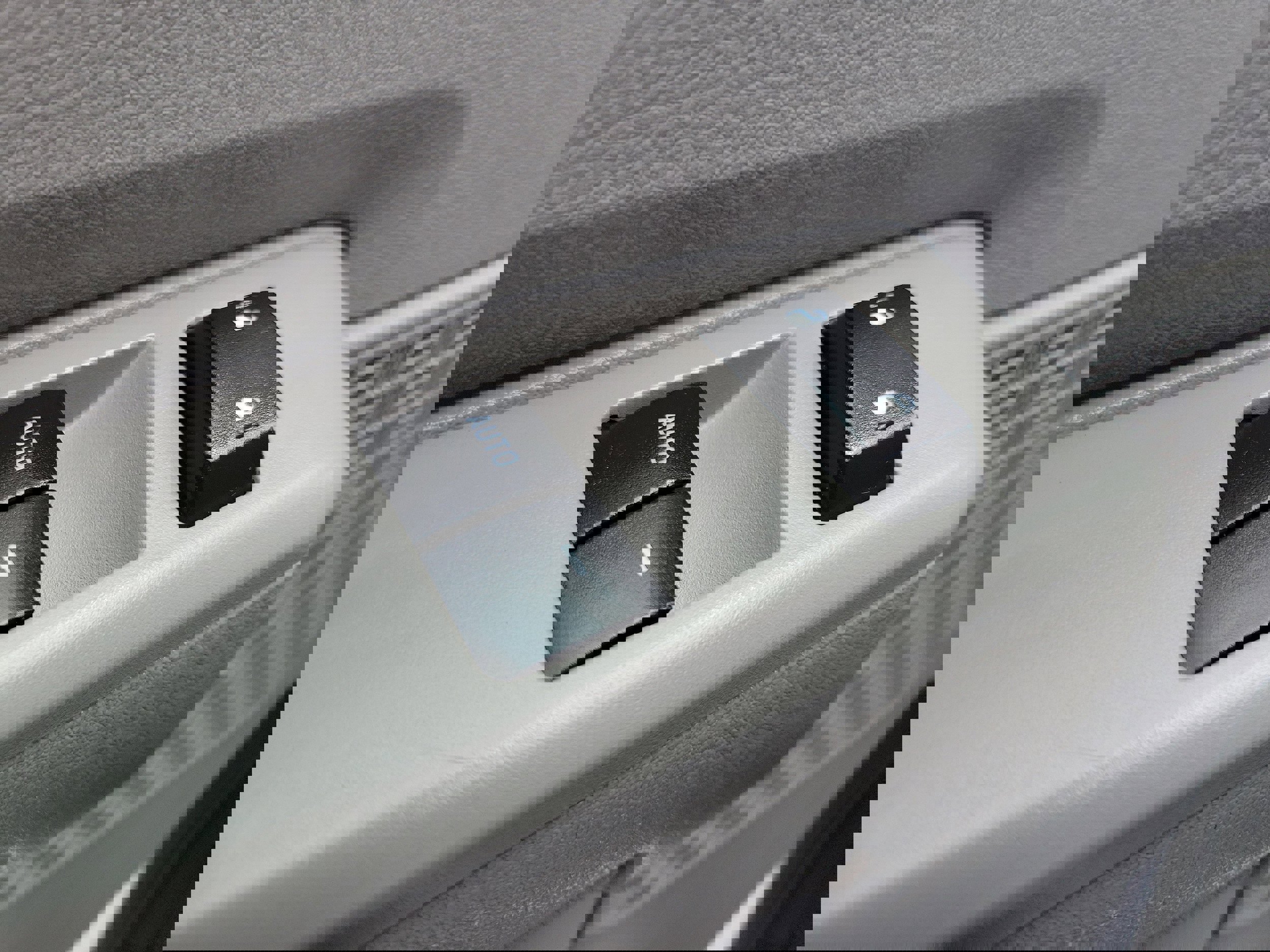 Certified 2018 Ford E-350 and Econoline 350 Super Duty w/ Power Windows & Locks Group image 13