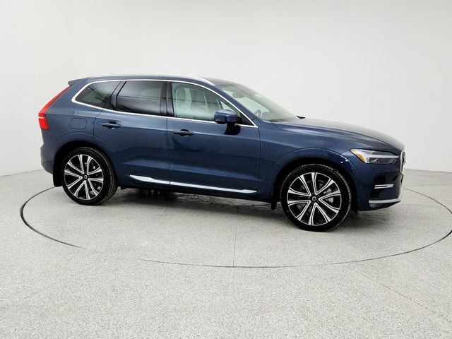 Certified 2023 Volvo XC60 B6 Ultimate w/ Protection Package Premier image 3