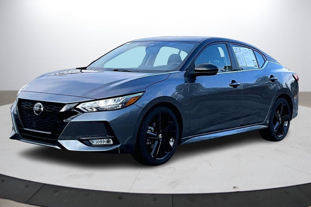 Used 2023 Nissan Sentra SR w/ Midnight Edition Package image 4