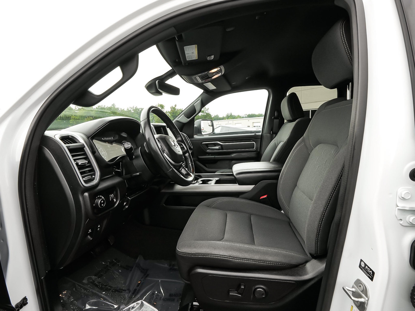 Used 2023 RAM 1500 Big Horn AWD/4WD image 33