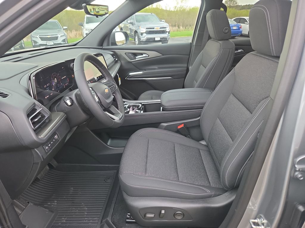 New 2026 Chevrolet Traverse LT AWD/4WD image 24