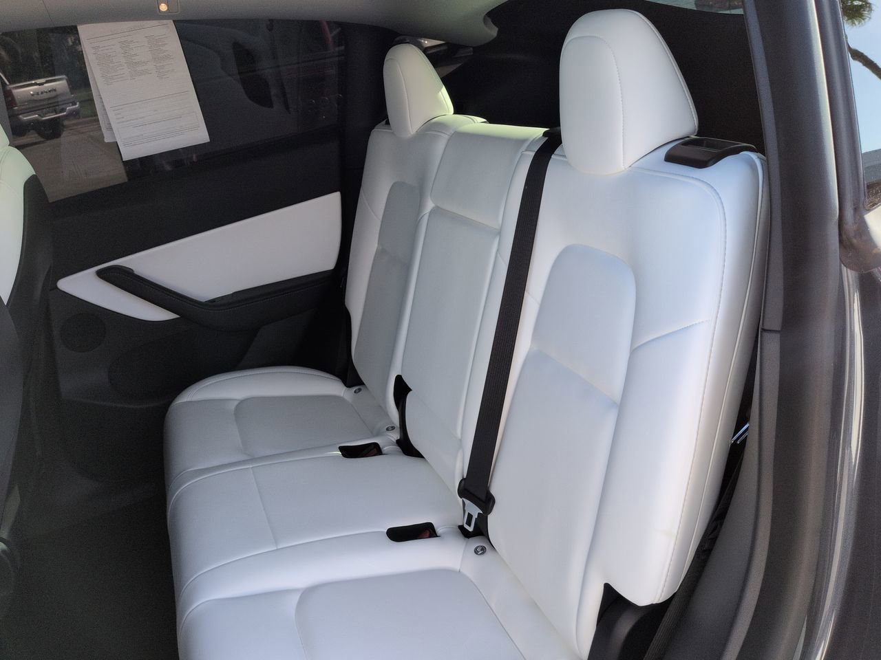 Used 2021 Tesla Model Y Long Range AWD/4WD image 13