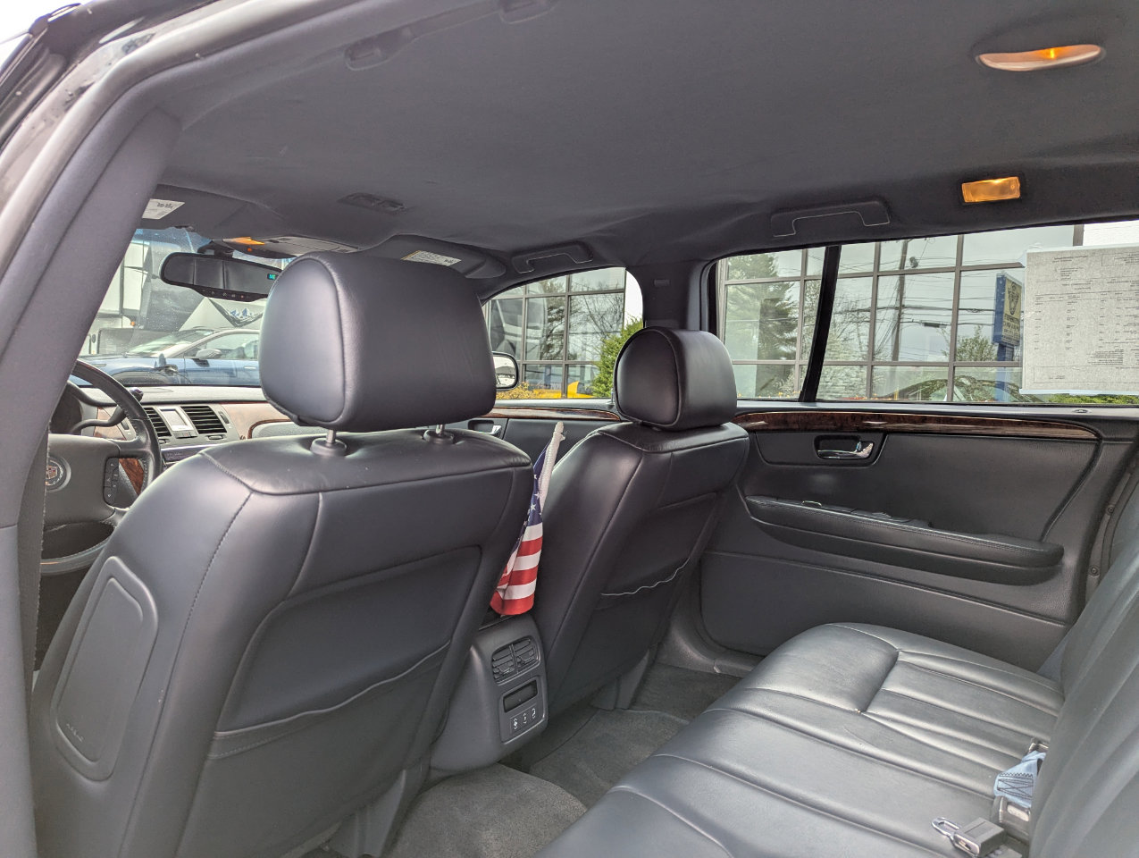 Used 2007 Cadillac DTS image 31