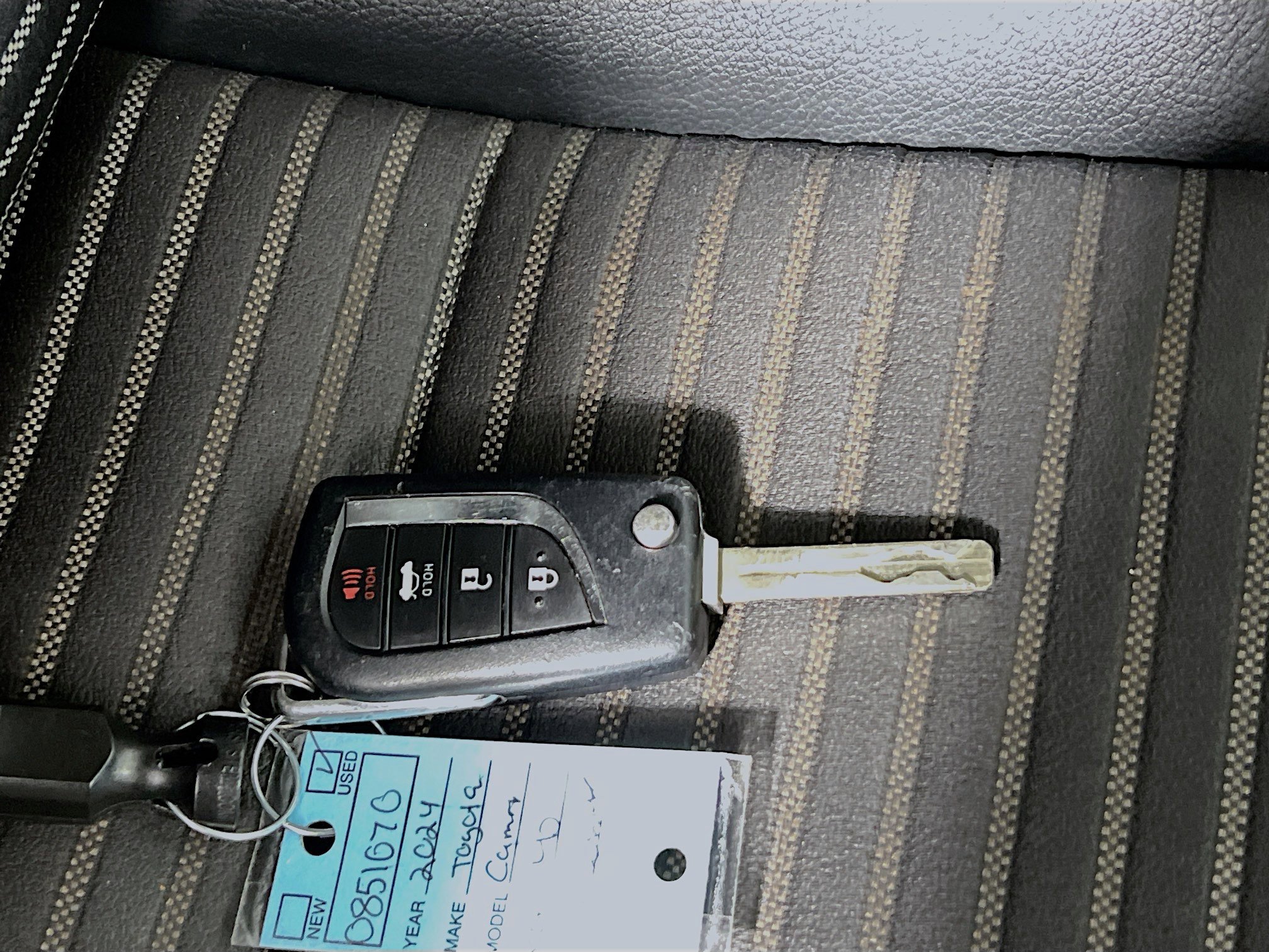 Used 2024 Toyota Camry SE image 35