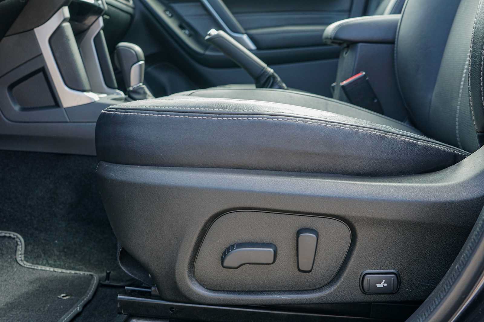 Used 2018 Subaru Forester 2.5i Touring AWD/4WD image 19