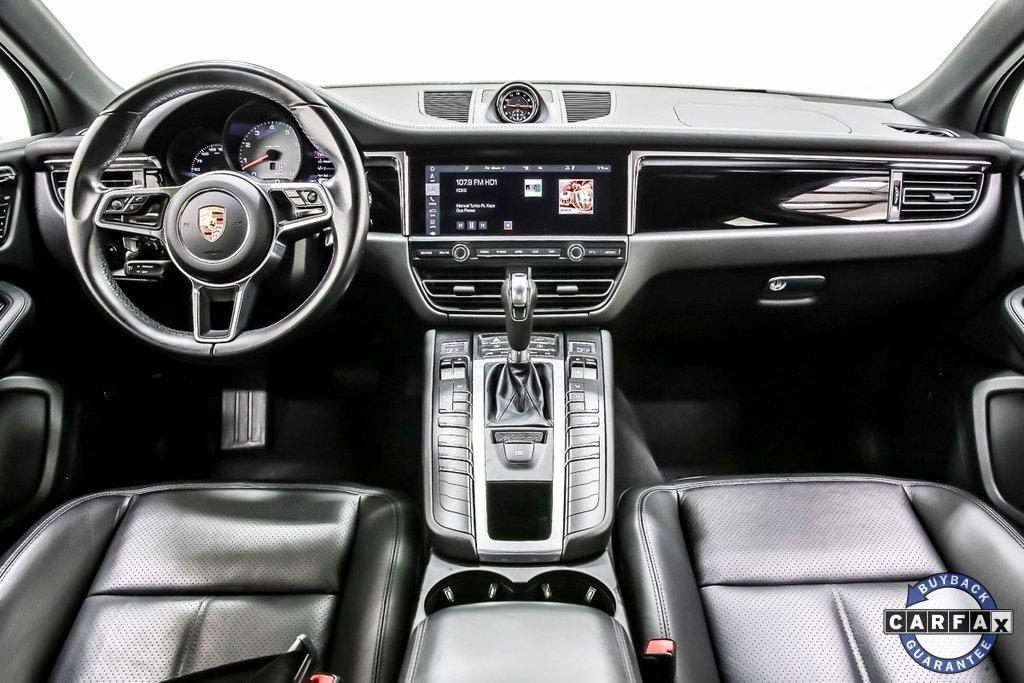 Used 2021 Porsche Macan S w/ Premium Package image 18