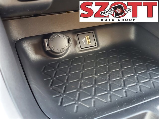 New 2025 Toyota RAV4 LE image 28