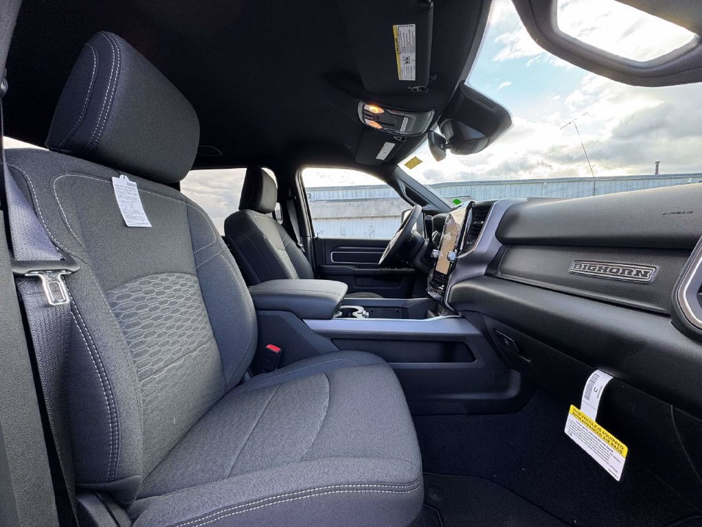 New 2026 RAM 2500 Big Horn AWD/4WD image 15