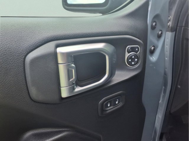 New 2026 Jeep Gladiator Sport AWD/4WD image 13