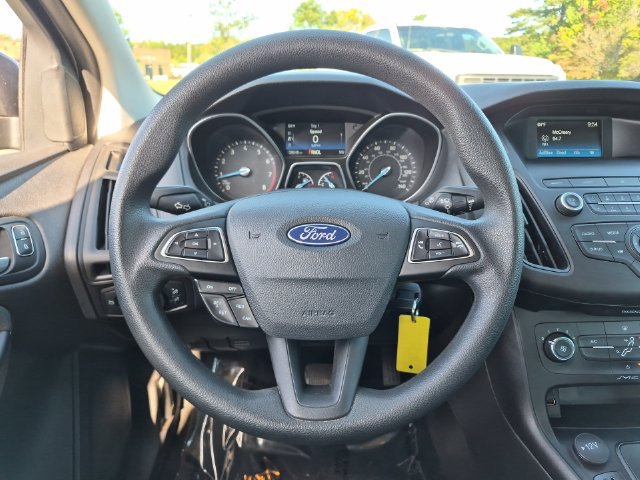 Used 2018 Ford Focus SE FWD image 31