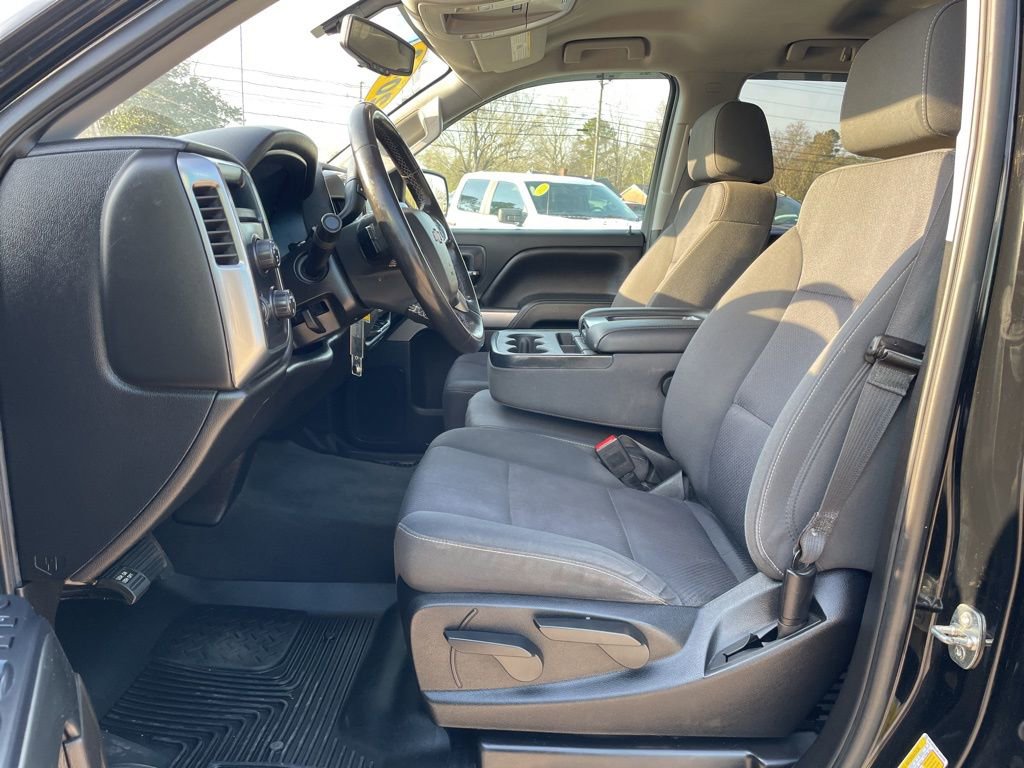 Used 2019 Chevrolet Silverado 1500 LT image 4