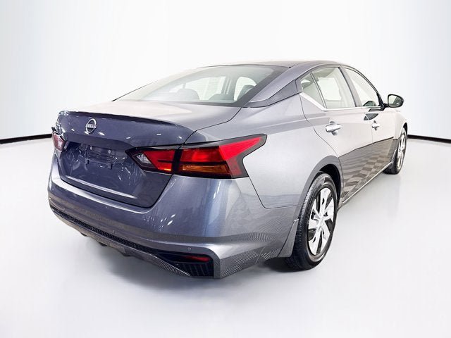 Certified 2024 Nissan Altima 2.5 S FWD image 5