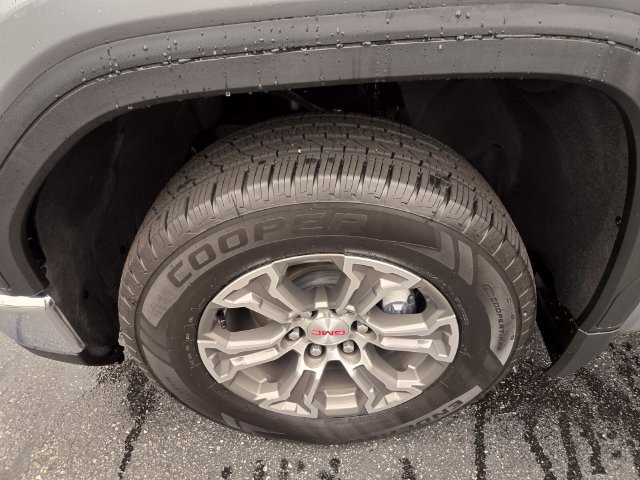 Used 2025 GMC Sierra 1500 SLT AWD/4WD image 23