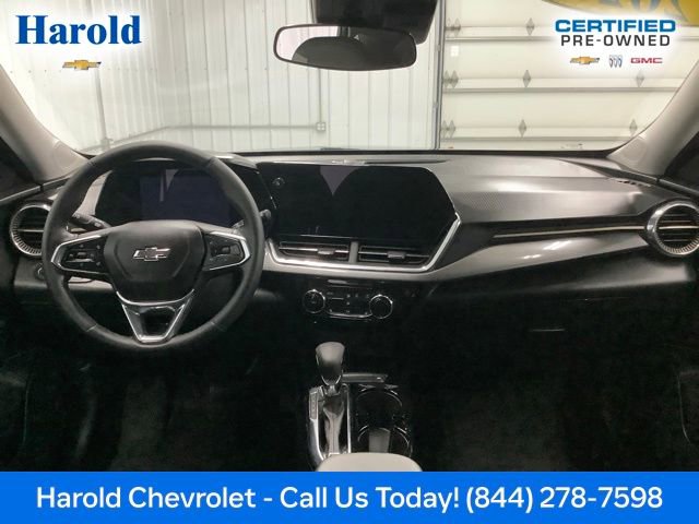 Used 2025 Chevrolet Trax ACTIV image 14