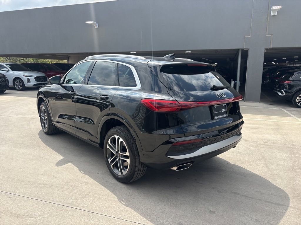 Certified 2025 Audi Q5 Premium w/ Convenience Package image 8