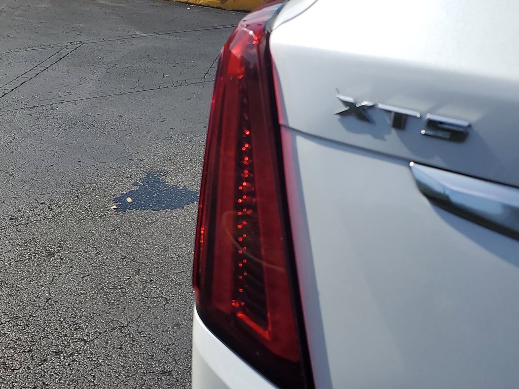 Used 2020 Cadillac XT5 Premium Luxury FWD image 27