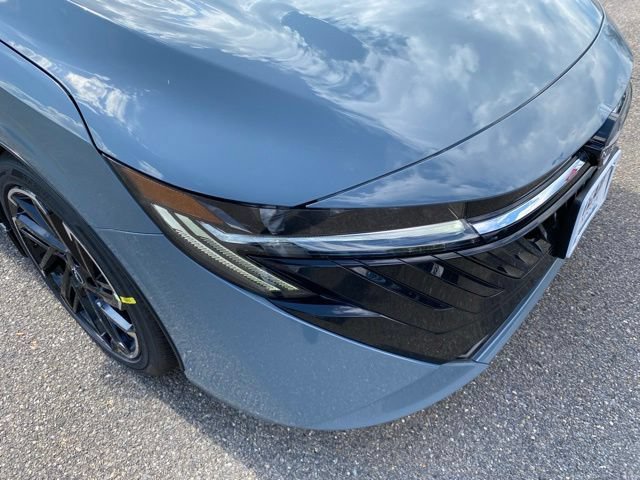 New 2026 Nissan Sentra SR w/ SR All Weather Package FWD image 13