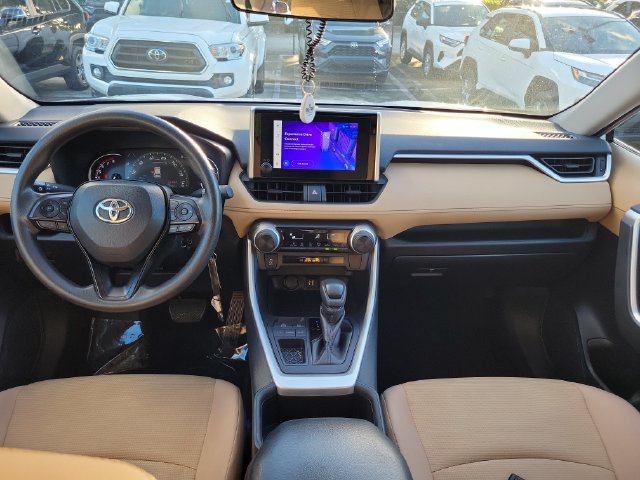Used 2023 Toyota RAV4 LE FWD image 9