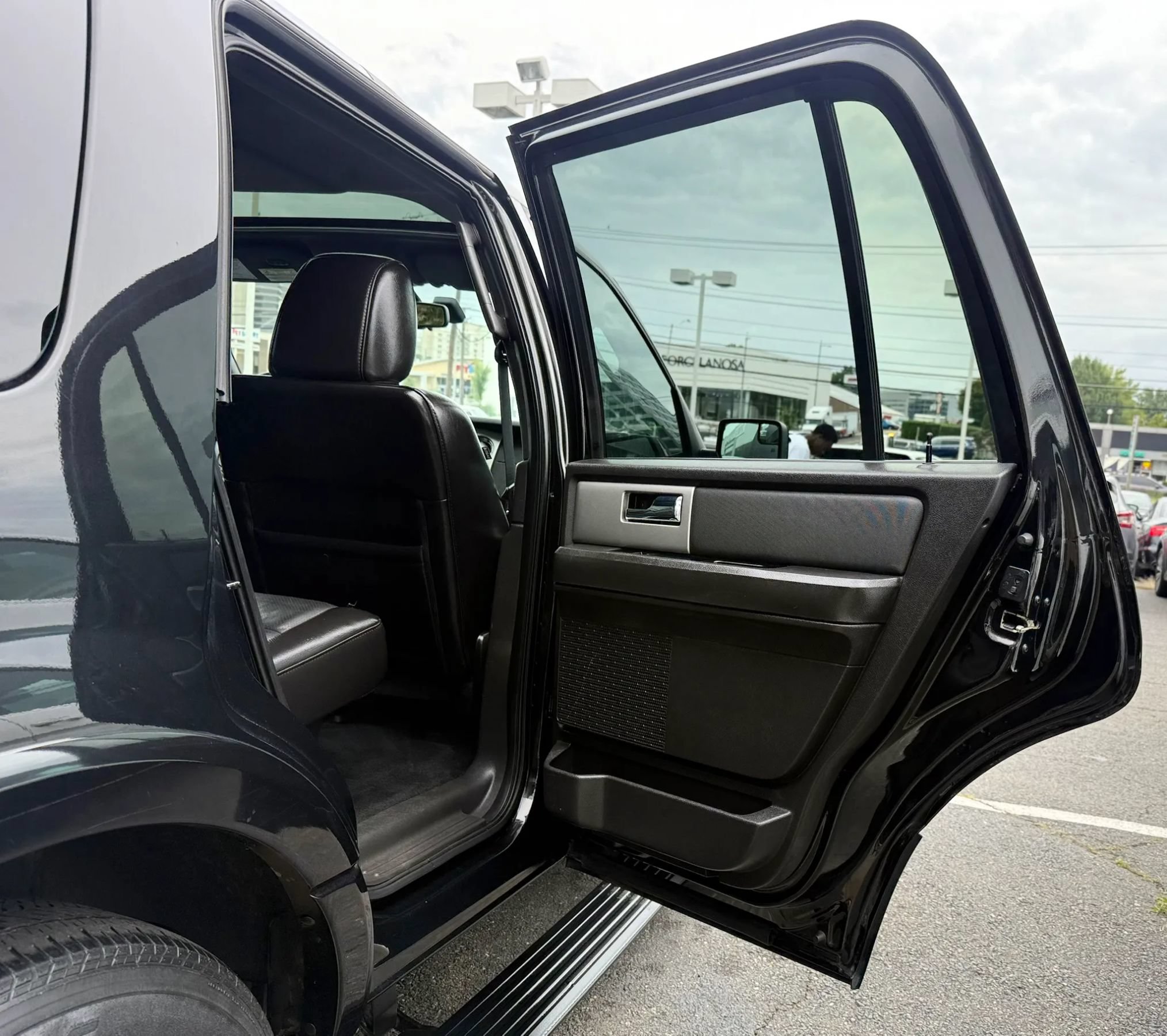 Used 2012 Ford Expedition Limited AWD/4WD image 28