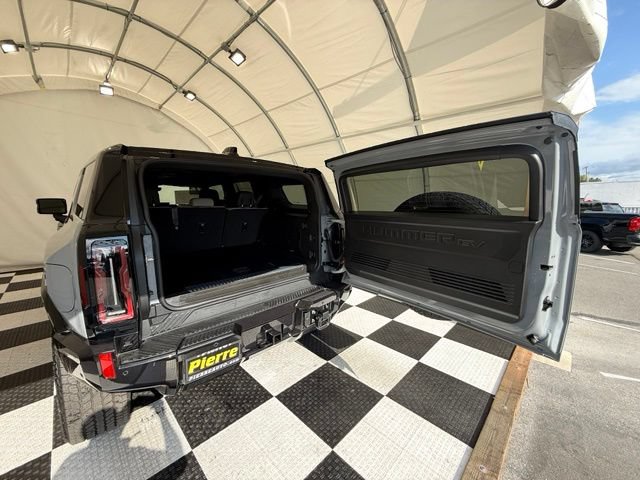Used 2026 GMC Hummer EV SUV w/ LPO, Dark Essentials Package AWD/4WD image 4