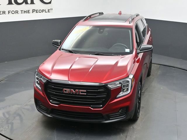 Used 2023 GMC Terrain SLE w/ Driver Convenience Package image 47