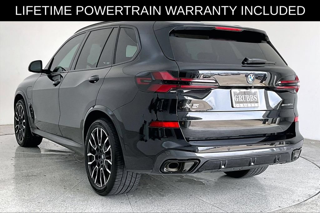 Used 2026 BMW X5 xDrive50e w/ M Sport Package AWD/4WD image 16