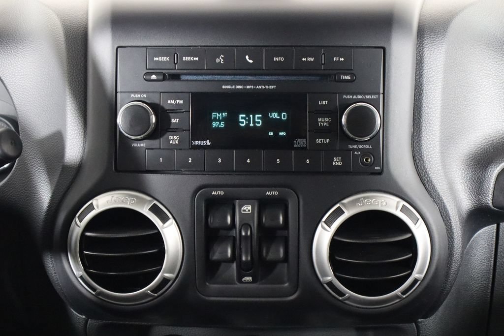 Used 2012 Jeep Wrangler Unlimited Sahara w/ Dual Top Group AWD/4WD image 18